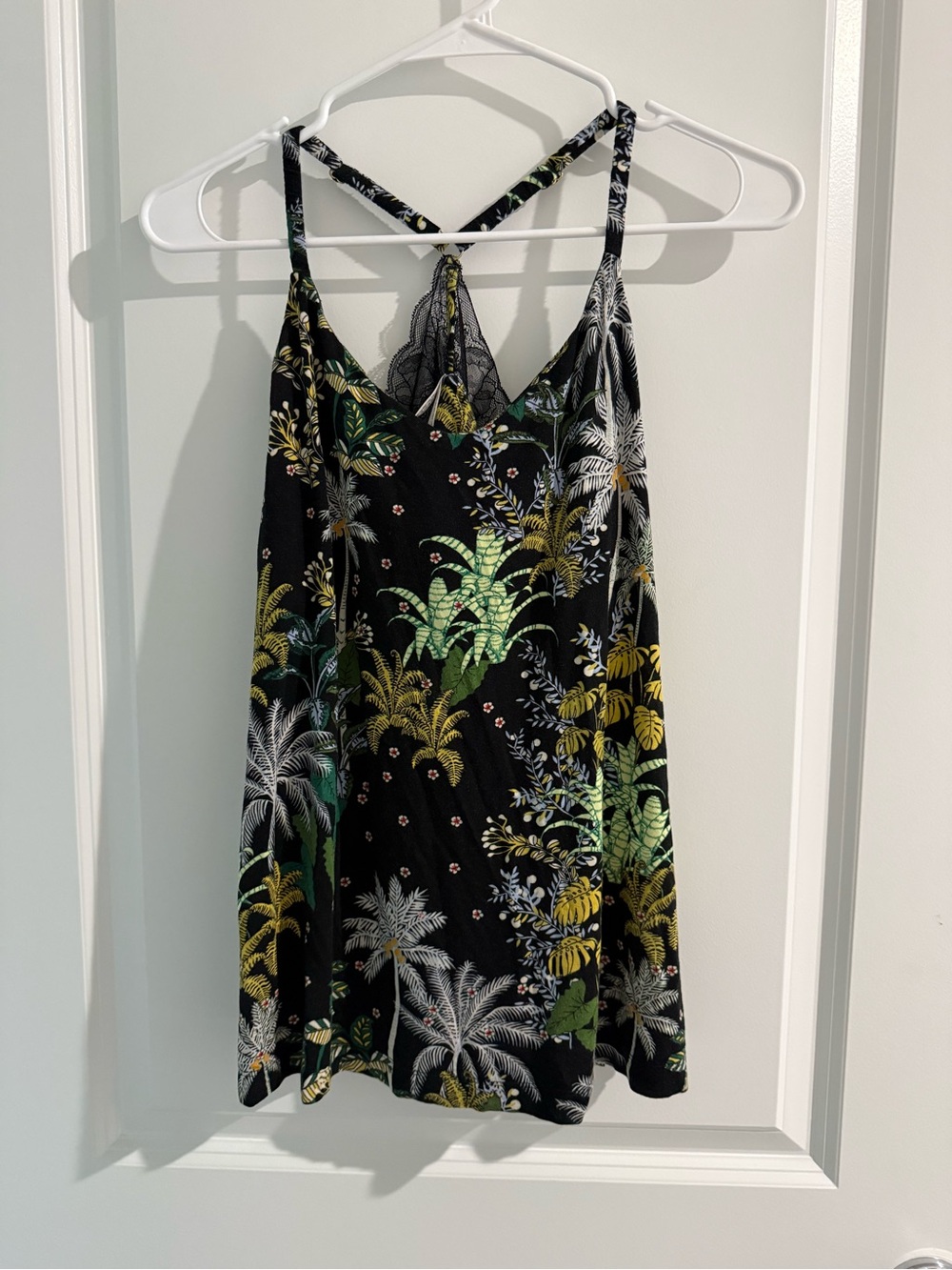 Soma Cool Nights Tropical Print Tank w/ Built-In Bra Sz M
